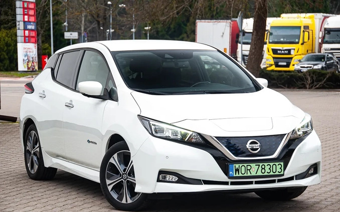 Nissan Leaf cena 69899 przebieg: 29000, rok produkcji 2019 z Lwówek małe 781